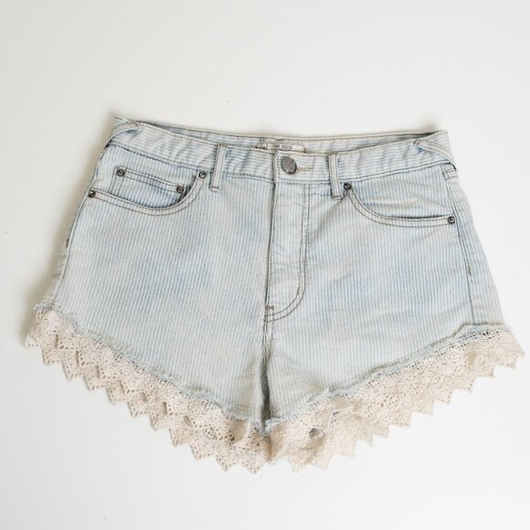 Free People High Rise Jean Shorts Striped Lace Crochet Trim Light Wash - Picture 2 of 9